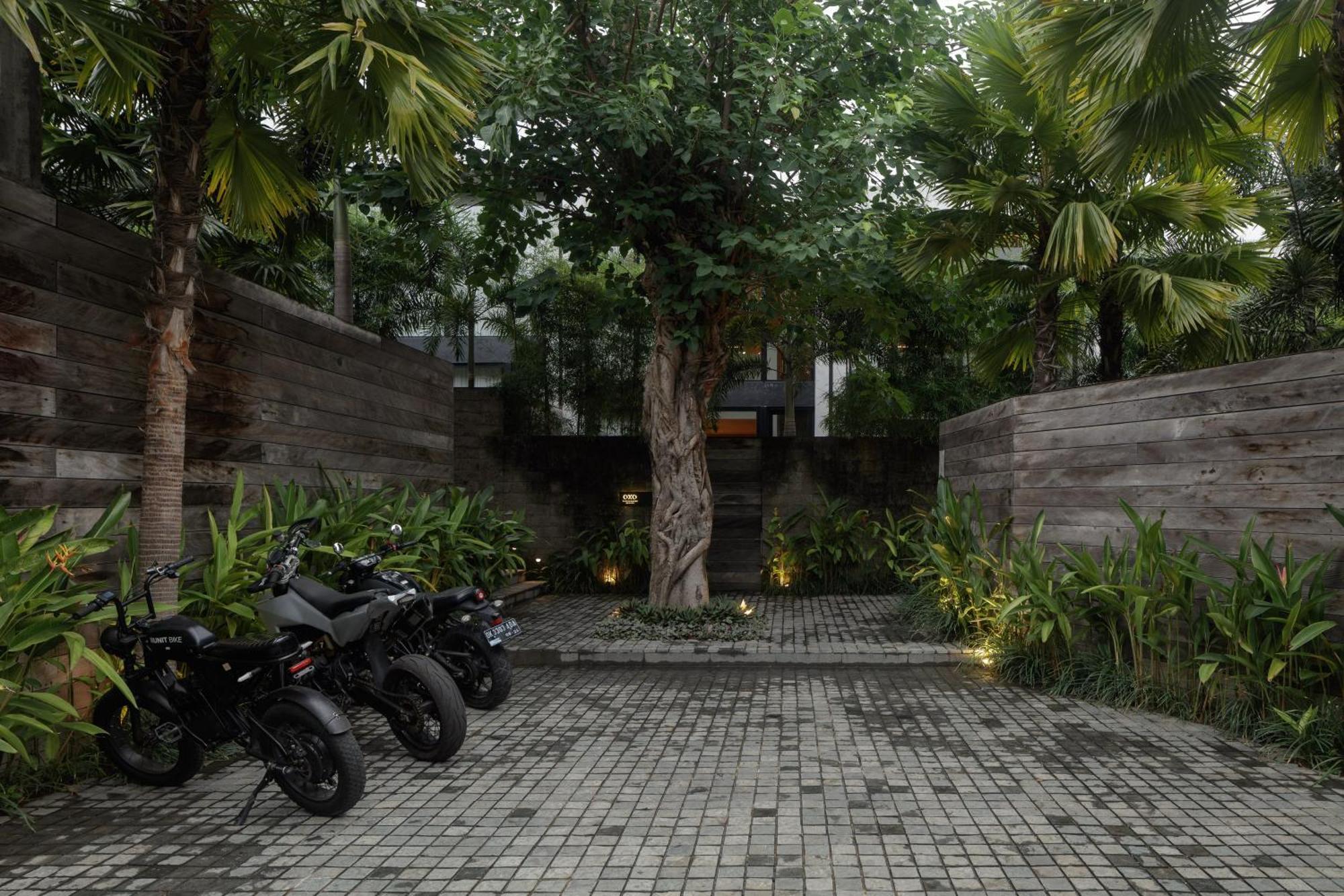 Oxo Townhouses Berawa Canggu Экстерьер фото
